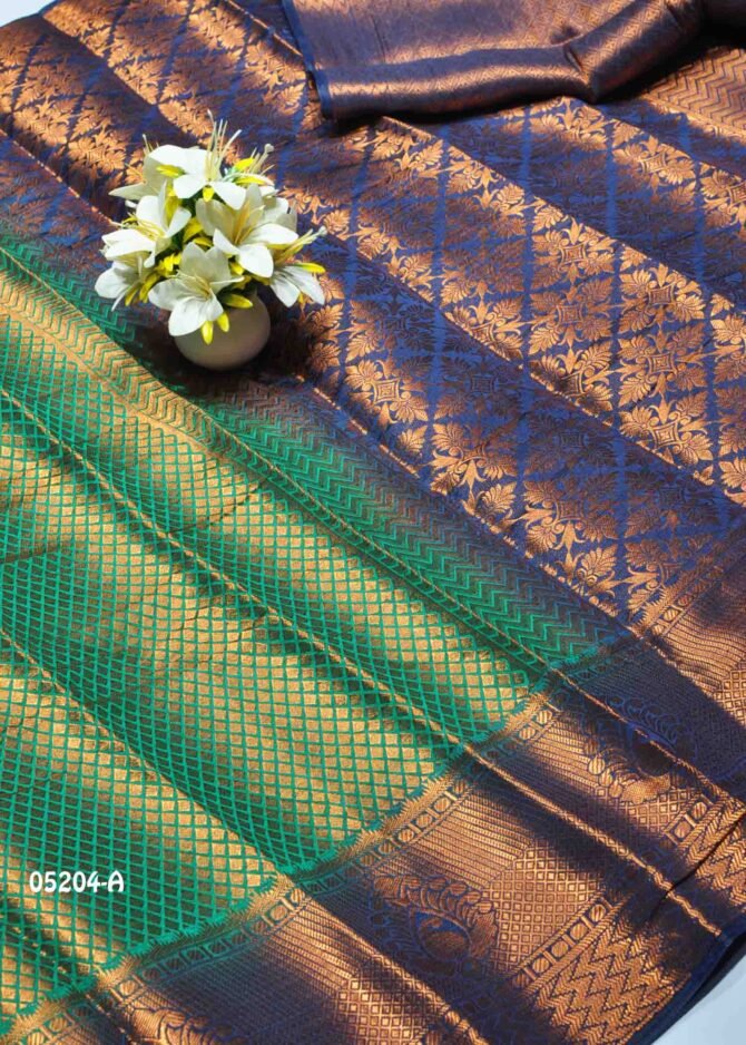 Thushika - 05204-A  Forest Green Color Traditional Wear Raw Silk Saree CM1204234 (RR1B)