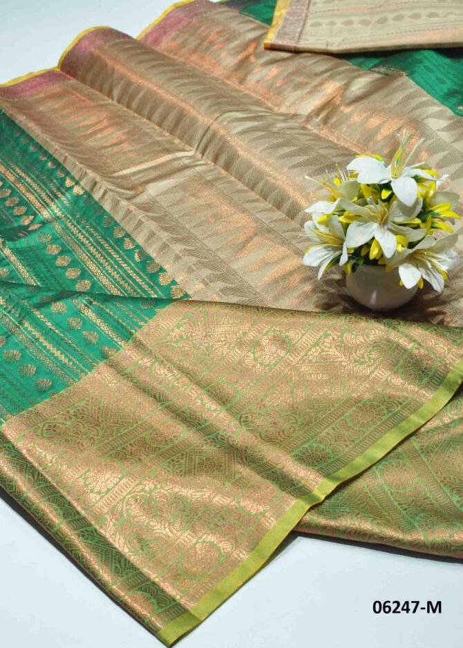 Aranya - 06247-M  Turtle Green Color Traditional Wear Lichi Silk Saree CM1226453 [RR3B]
