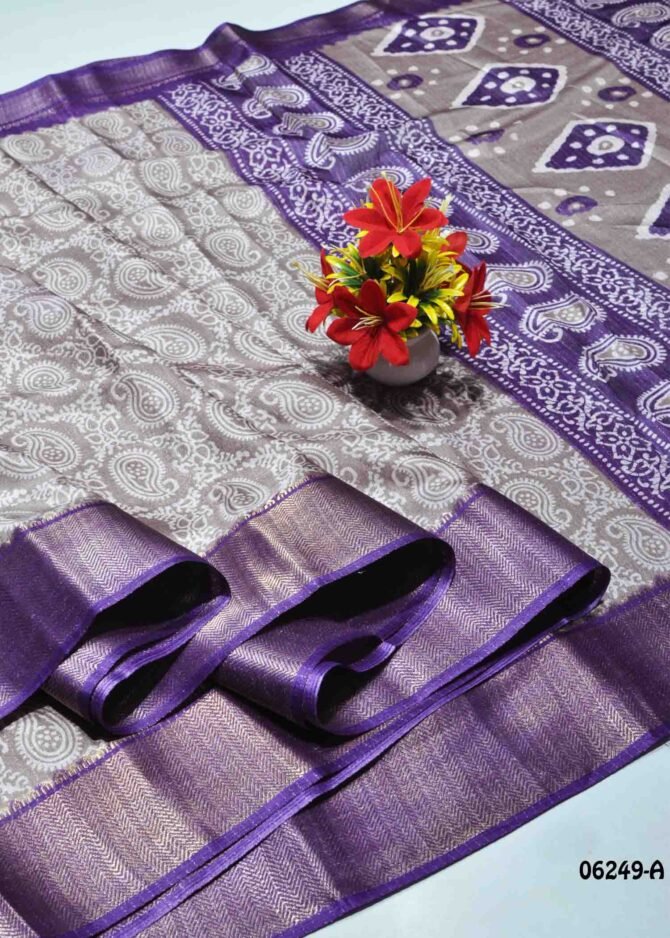 Nisharthika- 06249-A  PennyBrown Color Elagant Dola Silk Saree CM1237254 (LR2C)