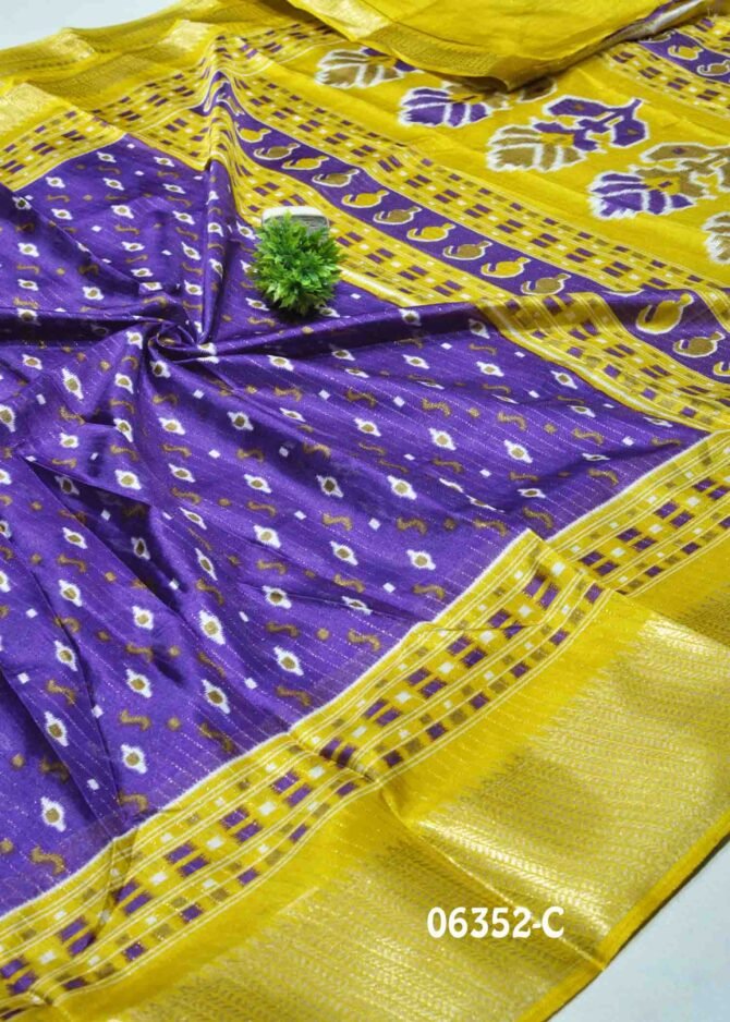 Lakshana 06352-C Violet Color Beautiful Look  Dola Silk Saree CM1236535 (LR5B)