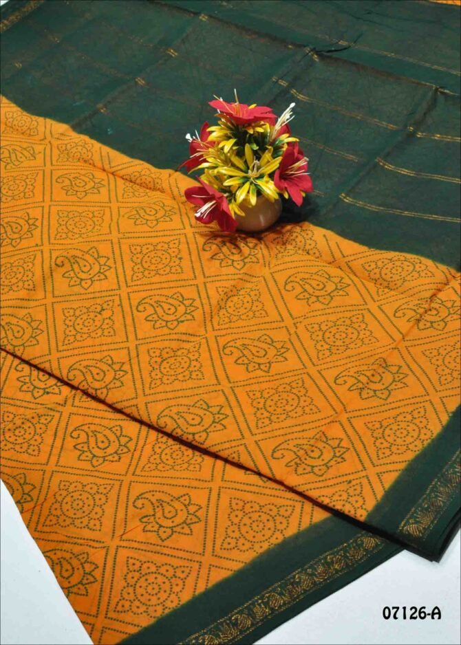 Nagavalli -07126-A  Yellow Color Madurai Chungudi Cotton Saree CM1254445 (LR4D)