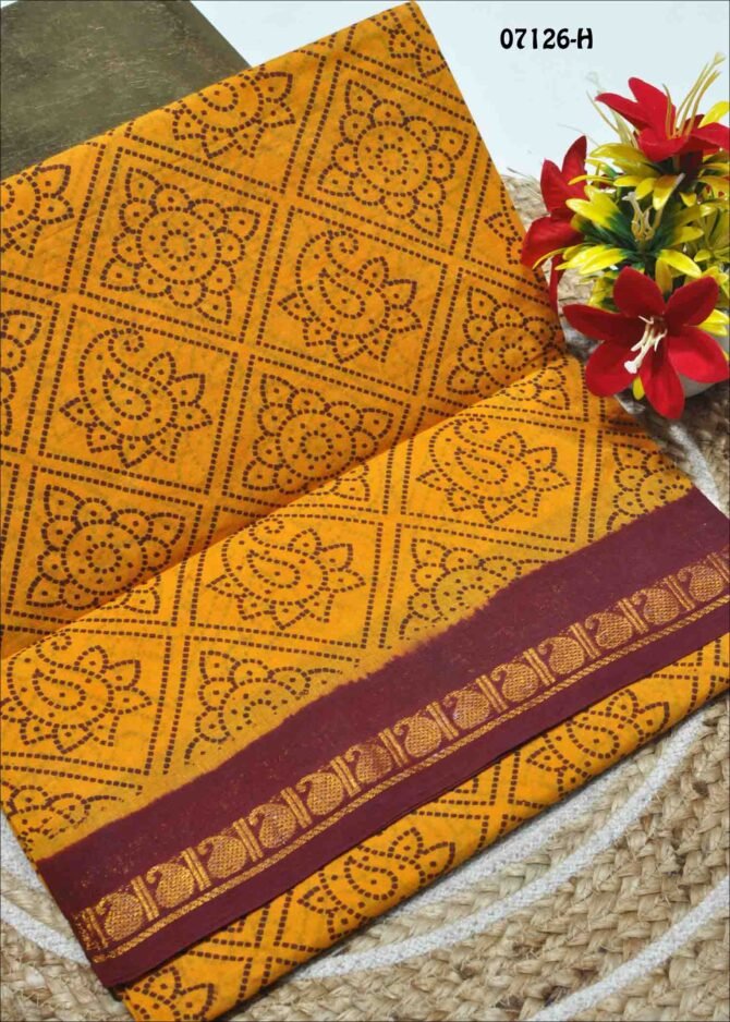 Nagavalli -07126-H  Yellow Color Madurai Chungudi Cotton Saree CM1254445 (LR4D)