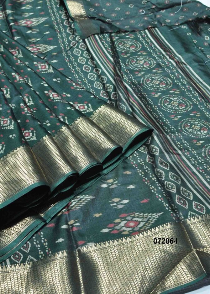 Shalini - 07206-I  DarkGreen Color Dola Silk Saree CM1236553 (RR1D)
