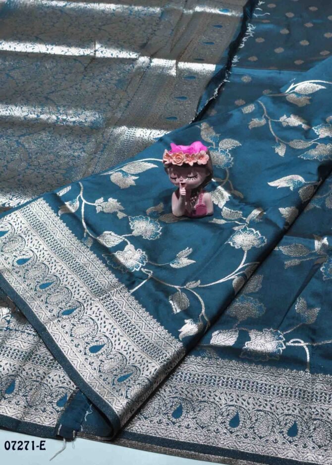 Samiththa - 07271-E  Peacock Blue Color Rich Look Banarasi Saree CM1247990 (LR2D)
