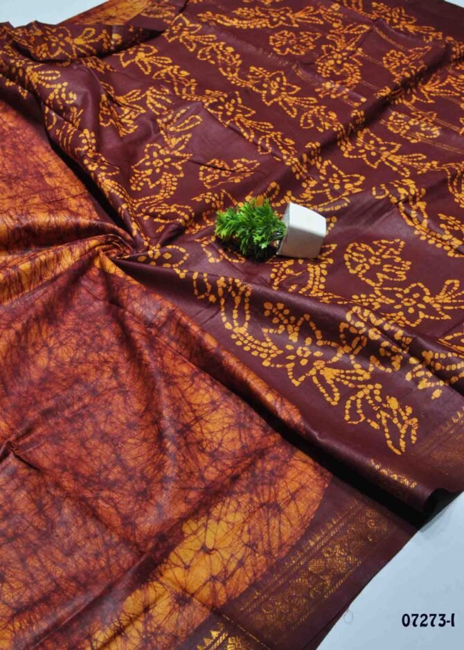 Ezhilnila -07273-I  Cherrywood Brown Color Madurai Chungudi Cotton Saree CM1252174 (LR4C)