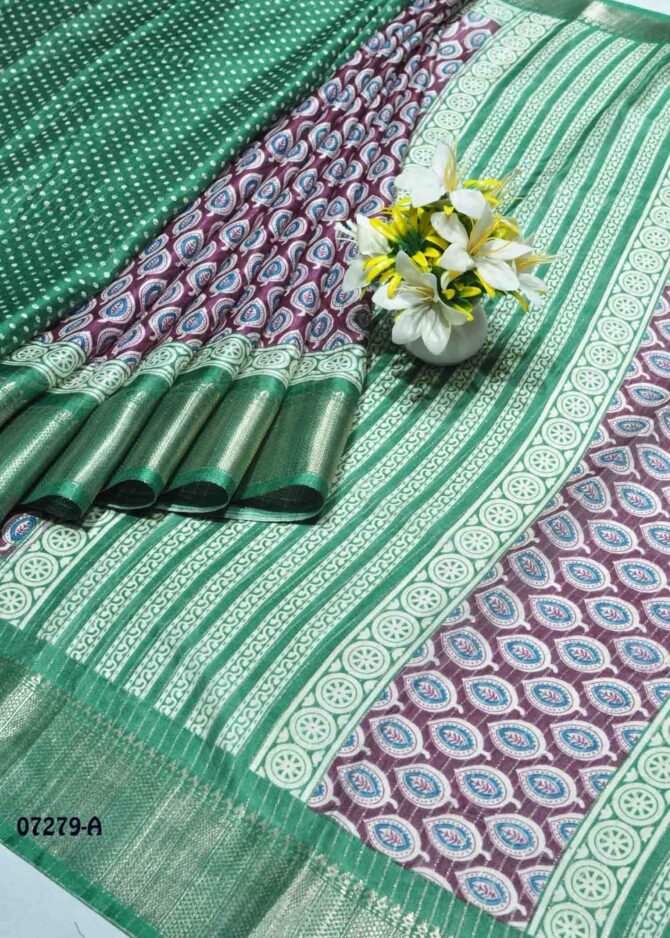 Poorvaja - 07279-A   Purple Color Simply Dola Silk Saree CM1250968 [LR7C]