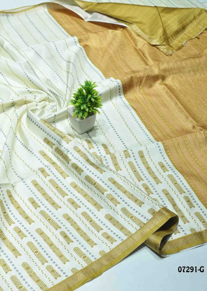 Tejasri - 07291-G   Cornsilk with Teak Tan Color Simply Dola Silk Saree CM1244960 [LR7E]