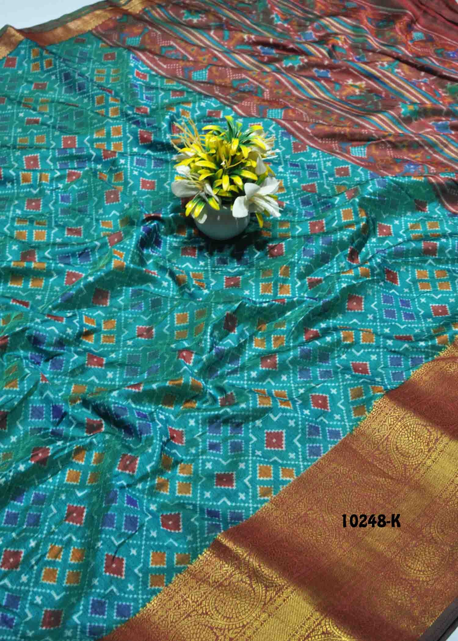 Sayuuri - 10248-K PineGreen Color Traditional Wear Pochampally Saree CM1303789 (LR3E)