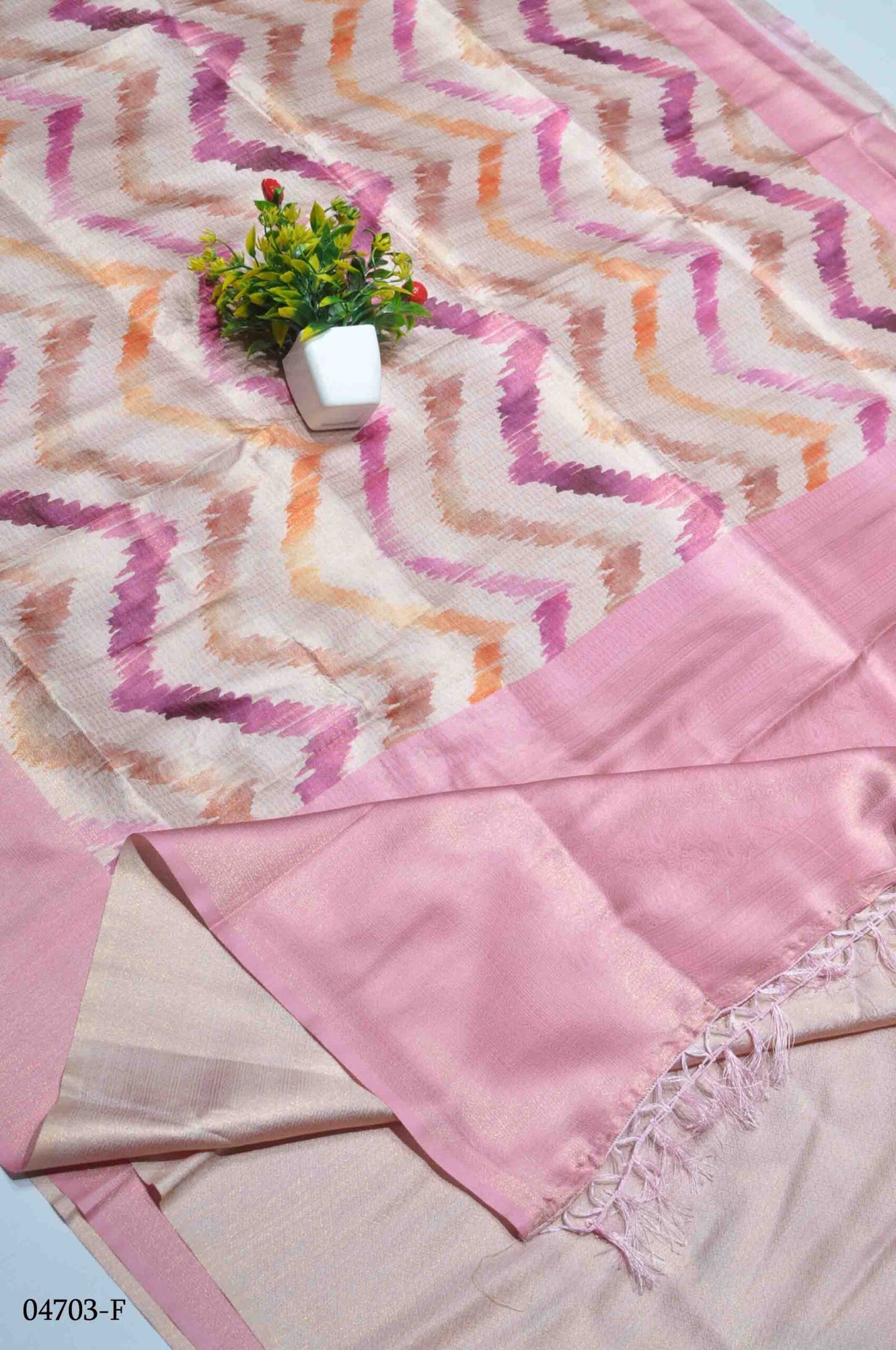 Vidhya -04703-F Pink Color Traditional Soft Silk Saree CM1386817