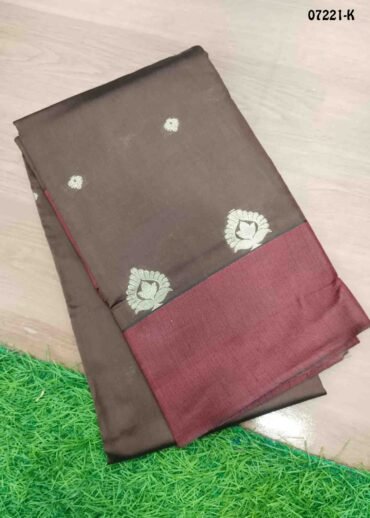 Charumathy - 07221-K  Brown Color Excellent Lichi Silk Saree CM1432008 (LR2E)