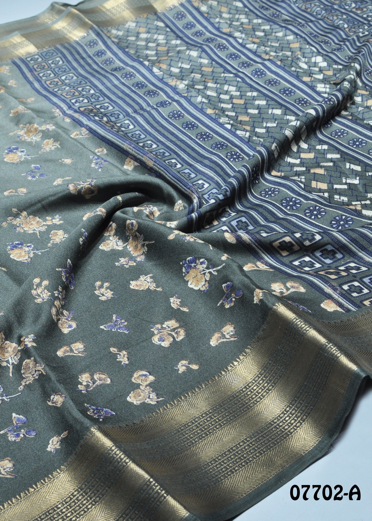 Shalini - 07703-A Grey Color Trendy Moss Chiffon Saree CM1421967 (LR2B)