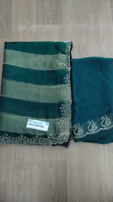 Nayan 2001-E PineGreen Color Space Silk Saree CM1454312