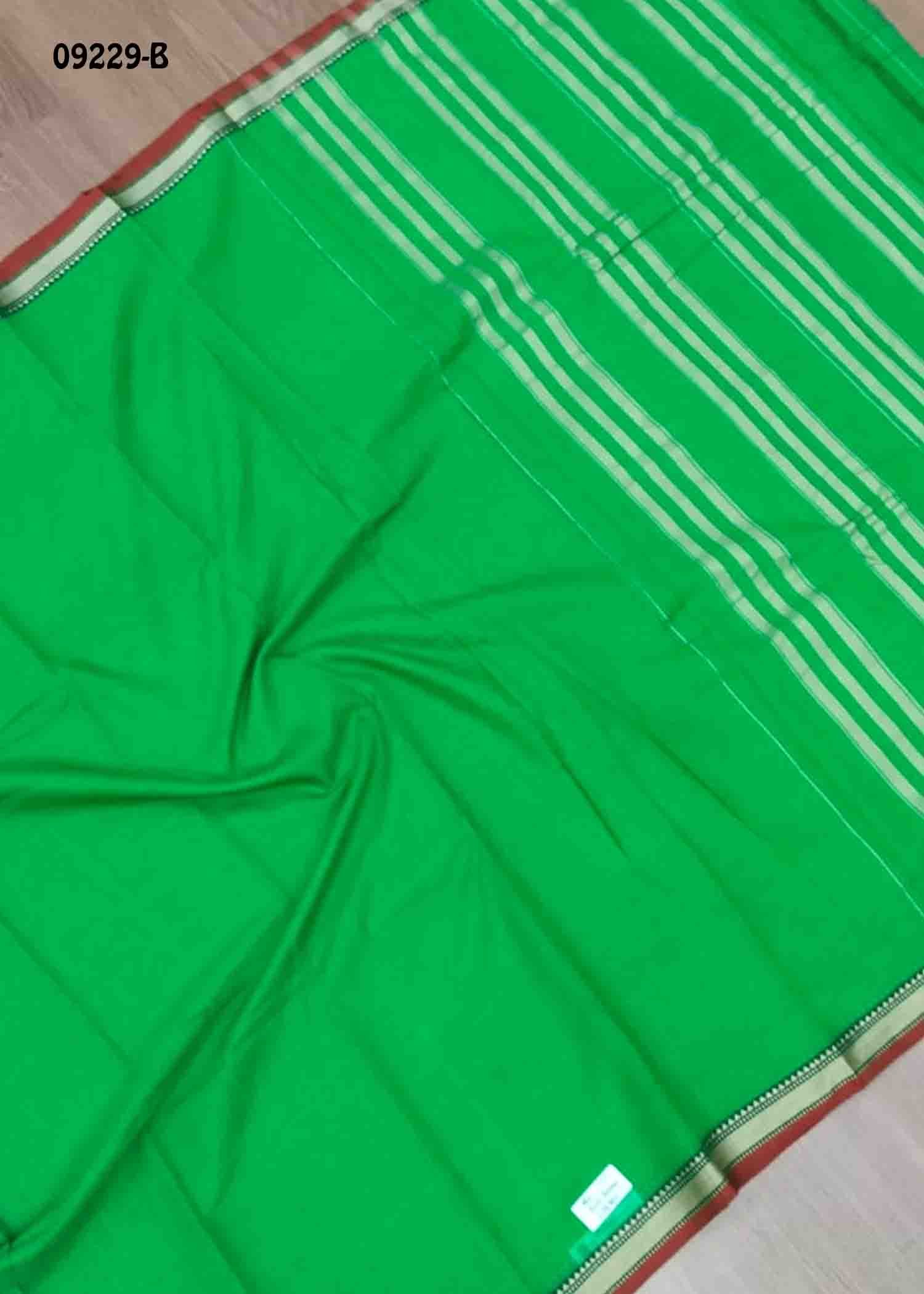 Vasunthara - 09229-B Green Color Traditional Narayanapet Saree CM1460233(LR4C)