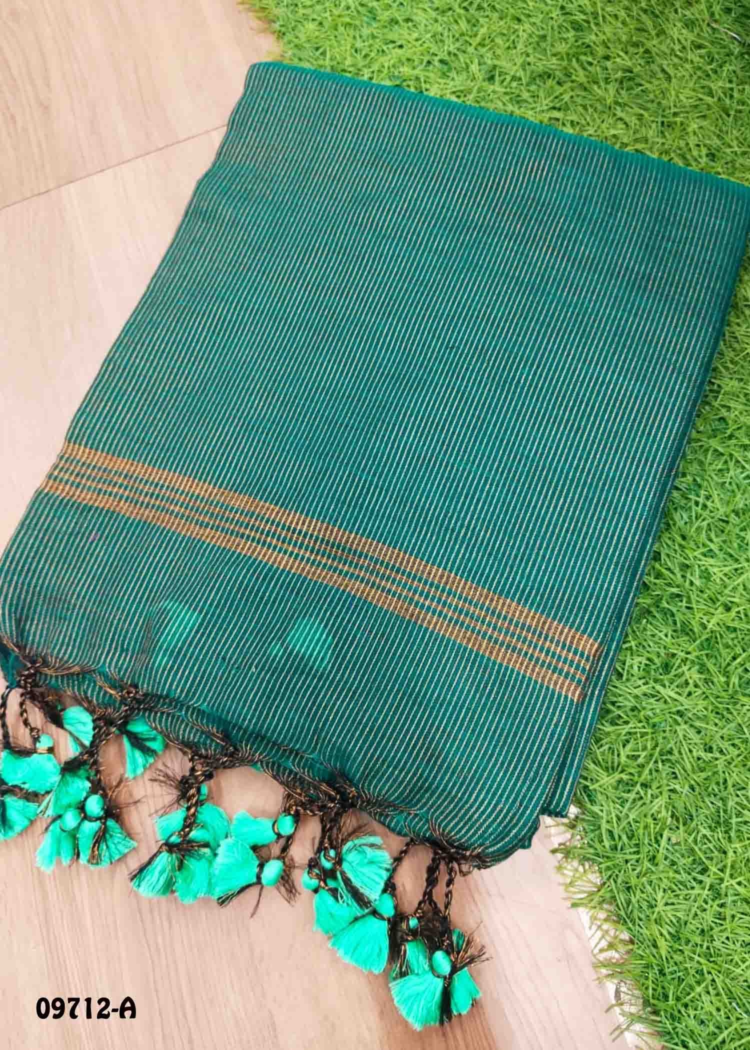 Aarthi -09712-A Green Color Trendy Handloom Cotton Saree CM1457563 (LR3C)